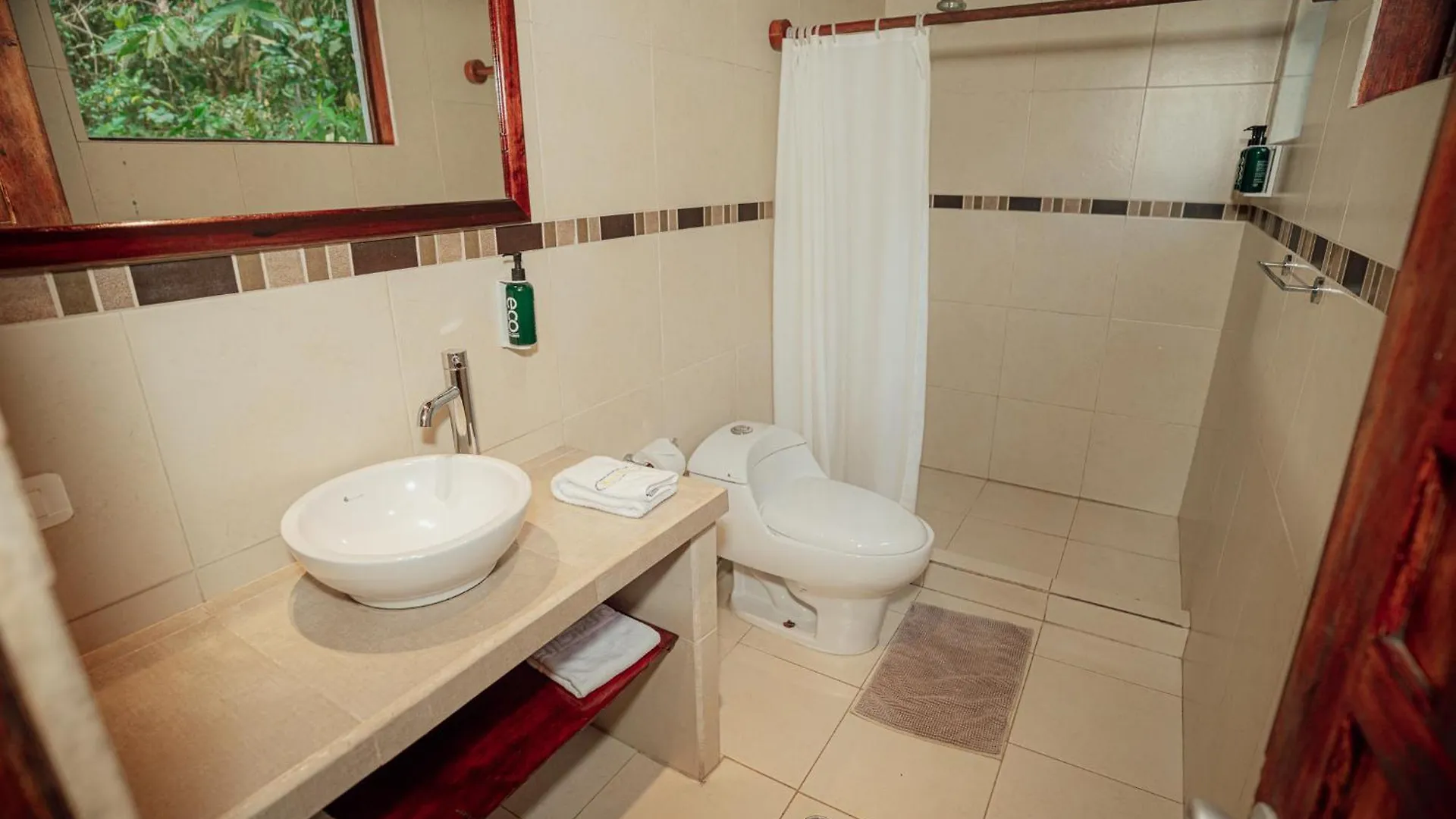 Mindo Garden Lodge And Wildlife Reserve Hotel