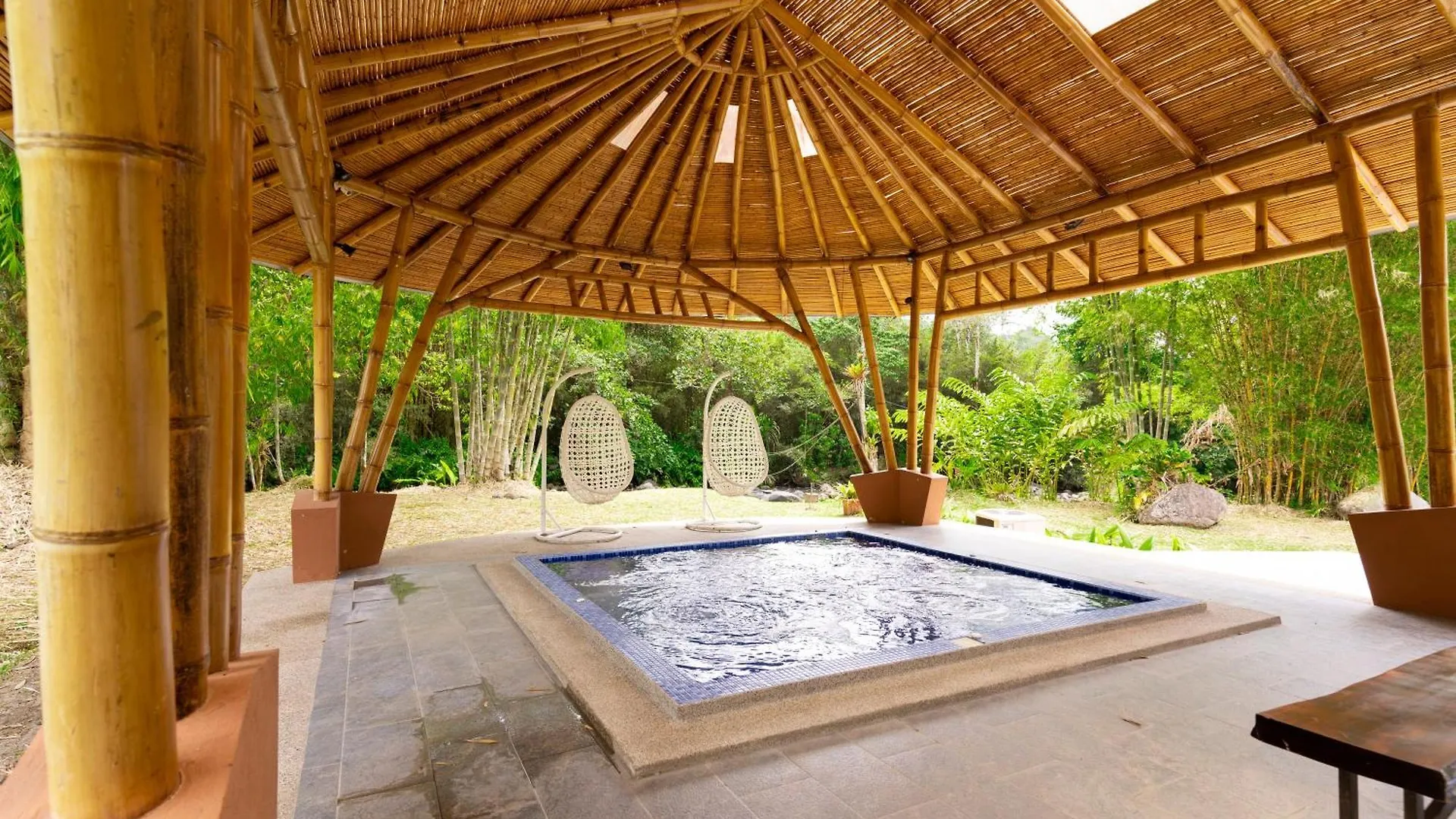 Mindo Garden Hotel 3*,  Ecuador